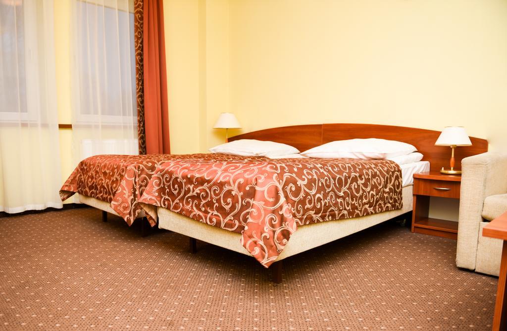 Hotel Wityng Ślesin Rum bild